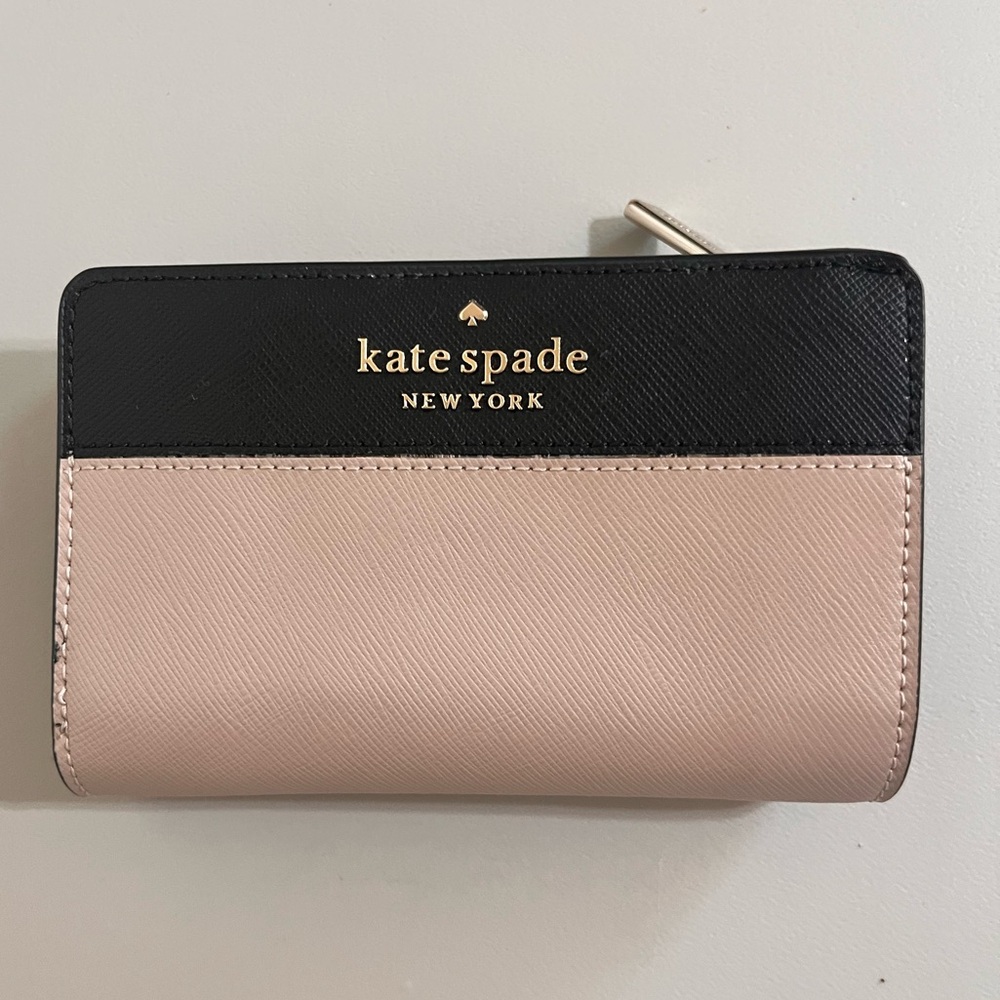 Kate Spade Black and Tan Wallet